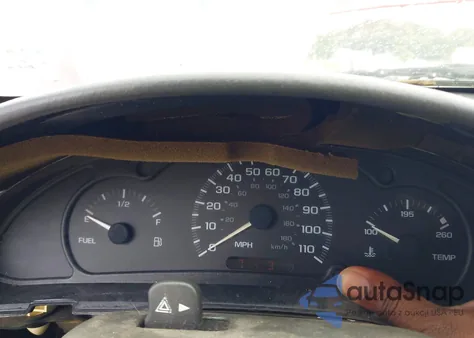 2000 Chevrolet Cavalier from USA, damaged, VIN 1G1JC1247Y7162818